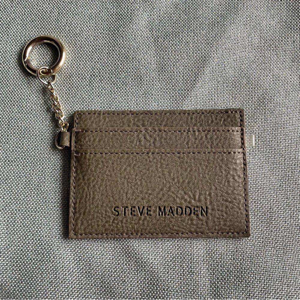 Steve Madden Card Holder Wallet Keychain